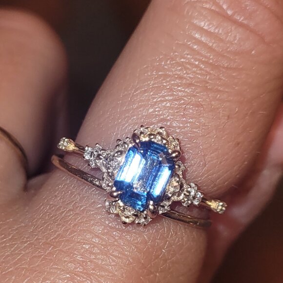 Catbird Night at the Ballet Ring 7.5 - Picture 2 of 5